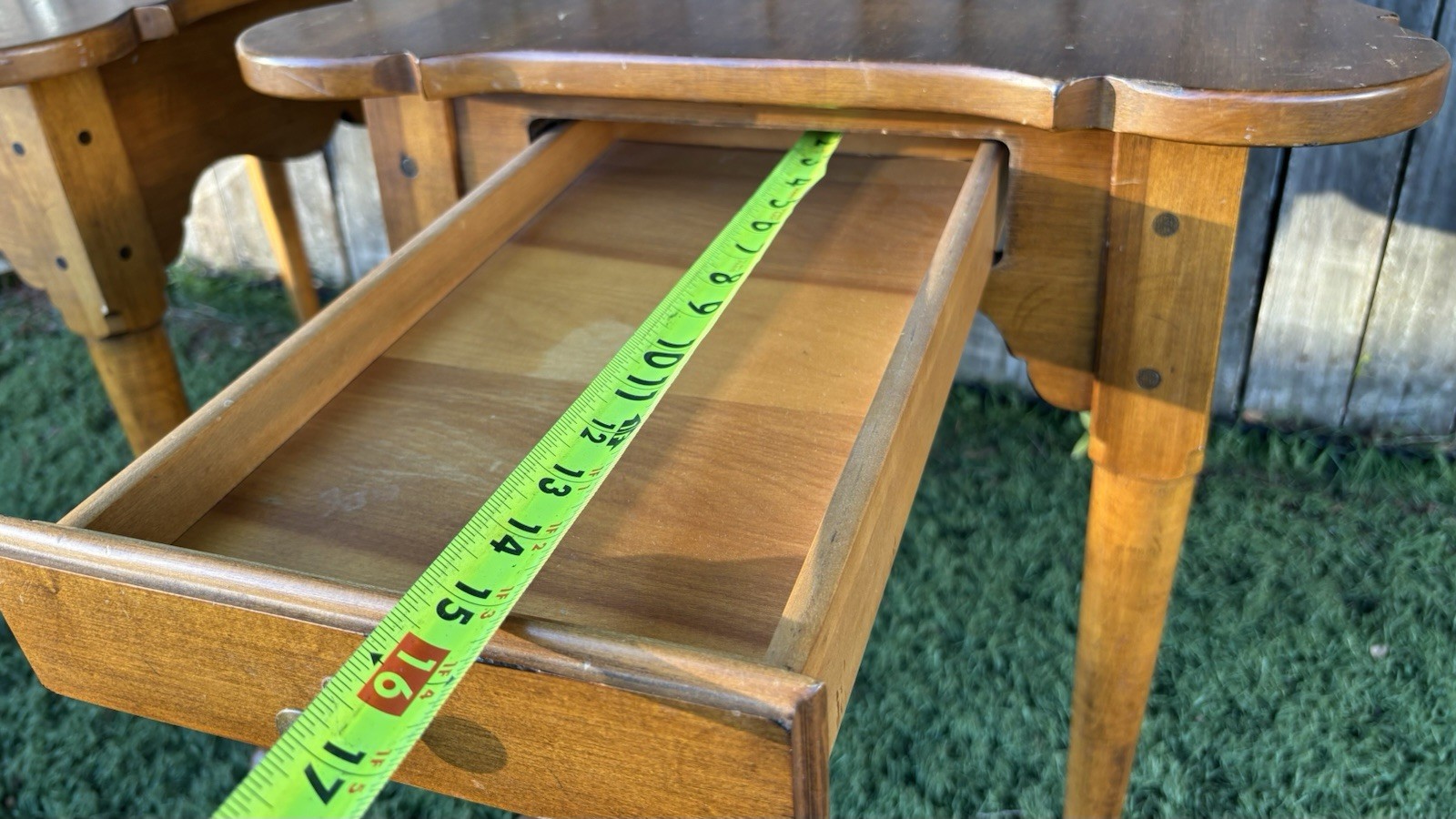 ETHAN ALLEN Maple Colonial Early American Country French Heirloom Nightstands