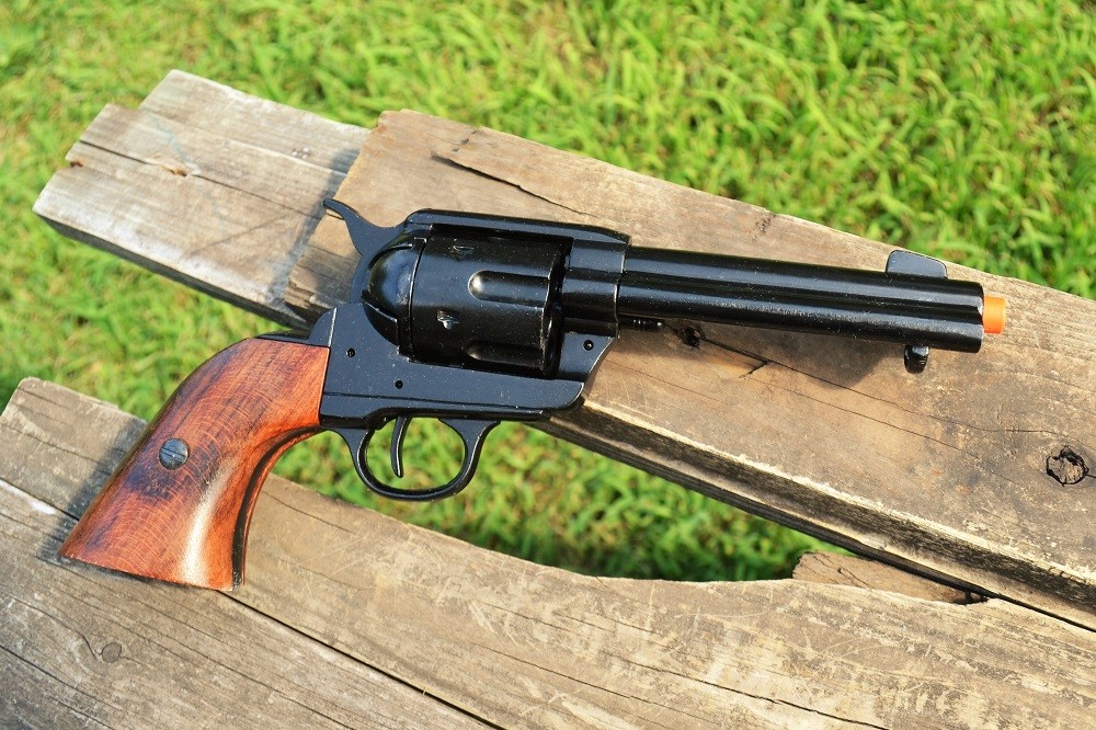 Non-Firing Denix Replica M1873 Colt Revolver - Gunslinger - Single Action Army
