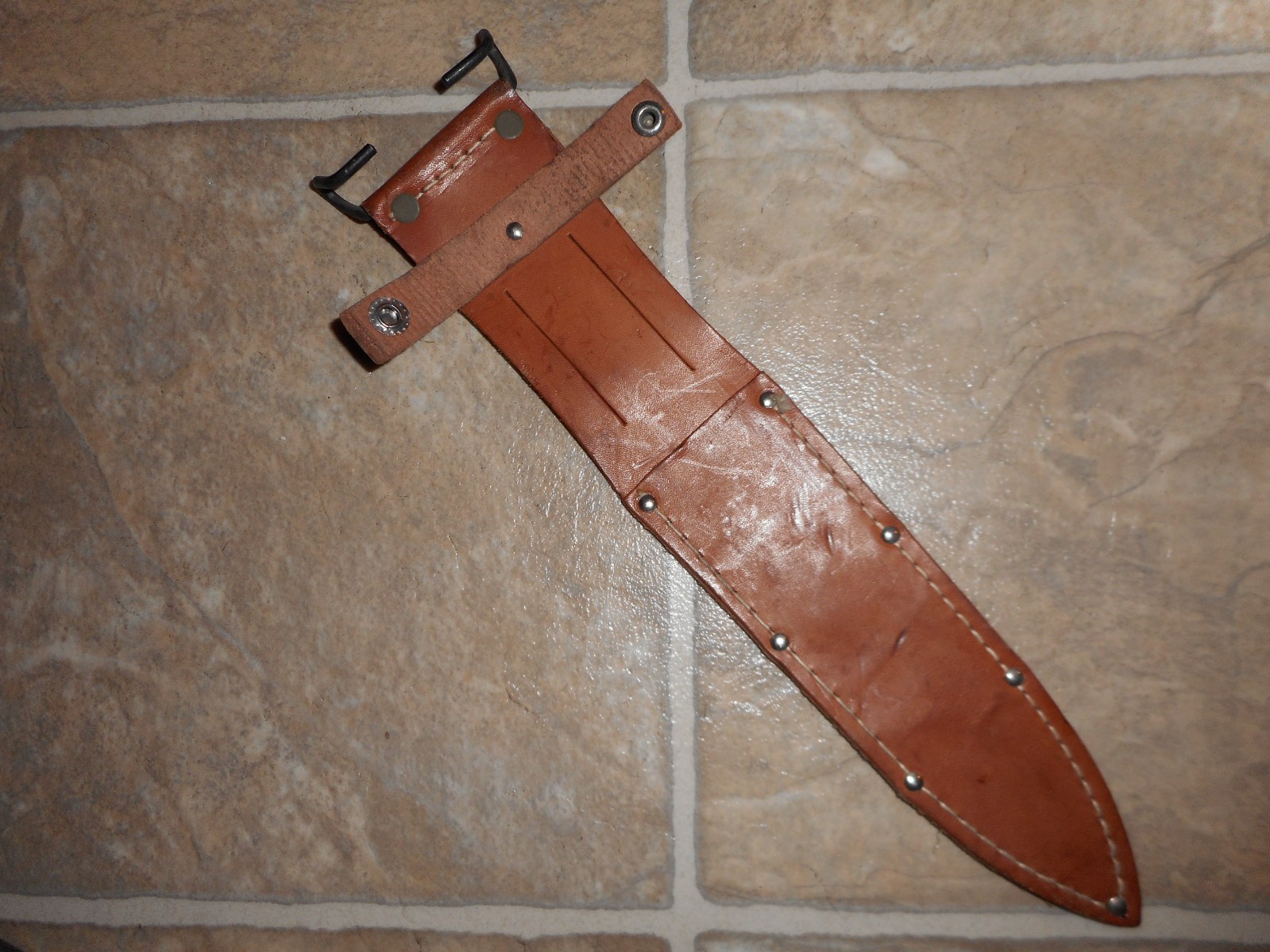 Rare vintage WWII Case pig Sticker knife leather sheath NOS  !!!