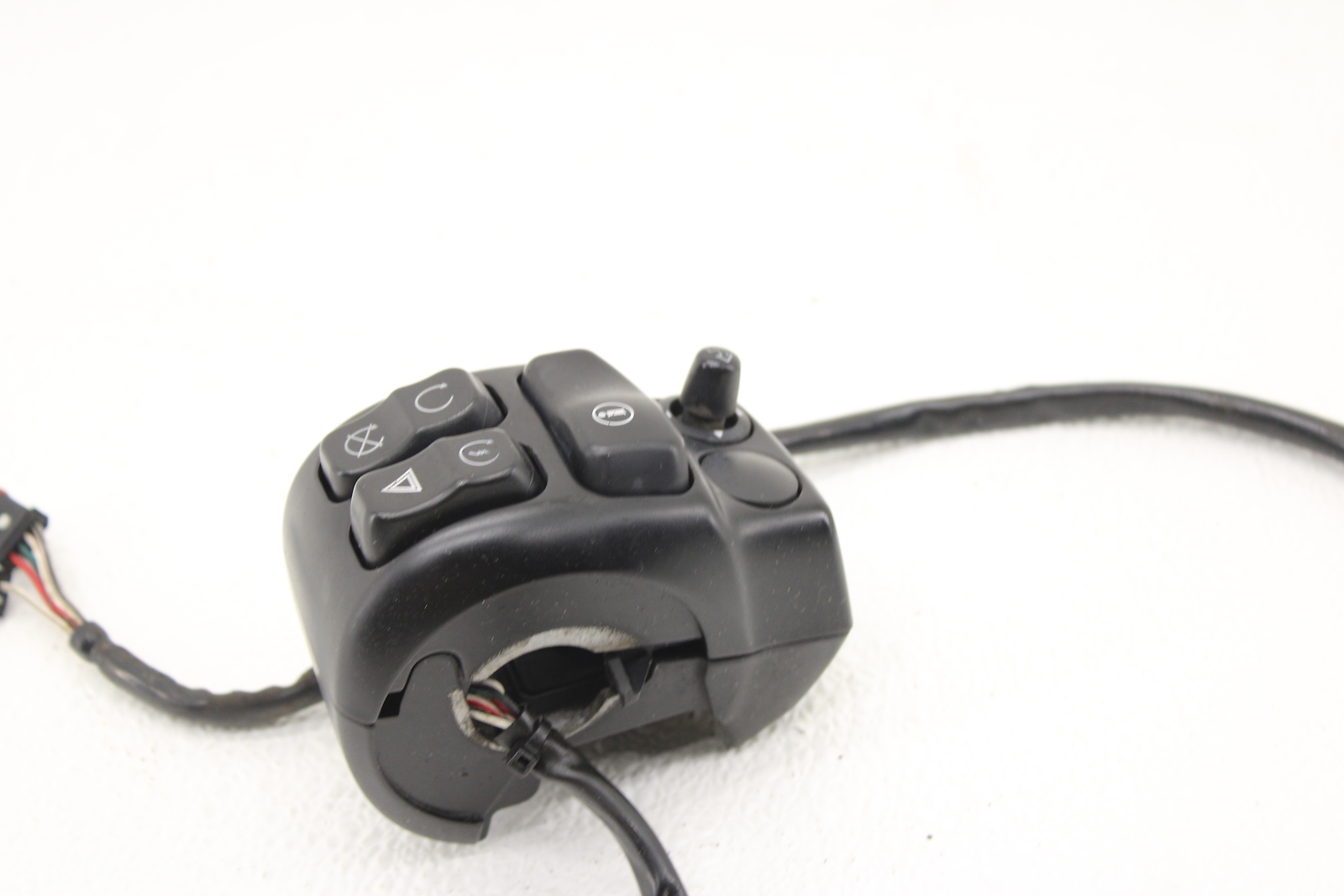 2016-2018 Harley Davidson Touring Road Electra Street Right Control Switch Pack