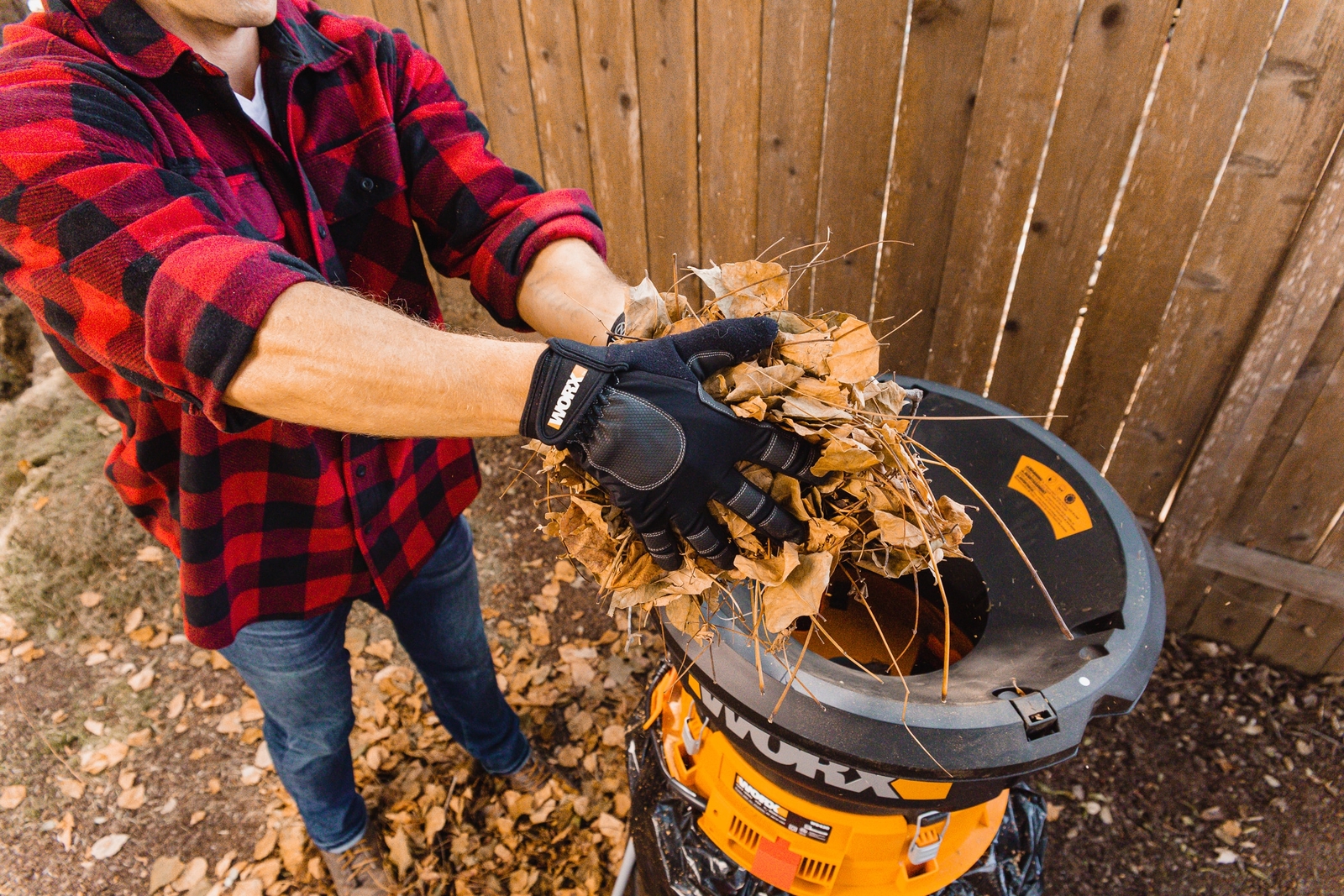 WORX - 13 Amp Electric Leaf Mulcher - 53 Gallons of Leafs Per Min - 11:1 Leaf...