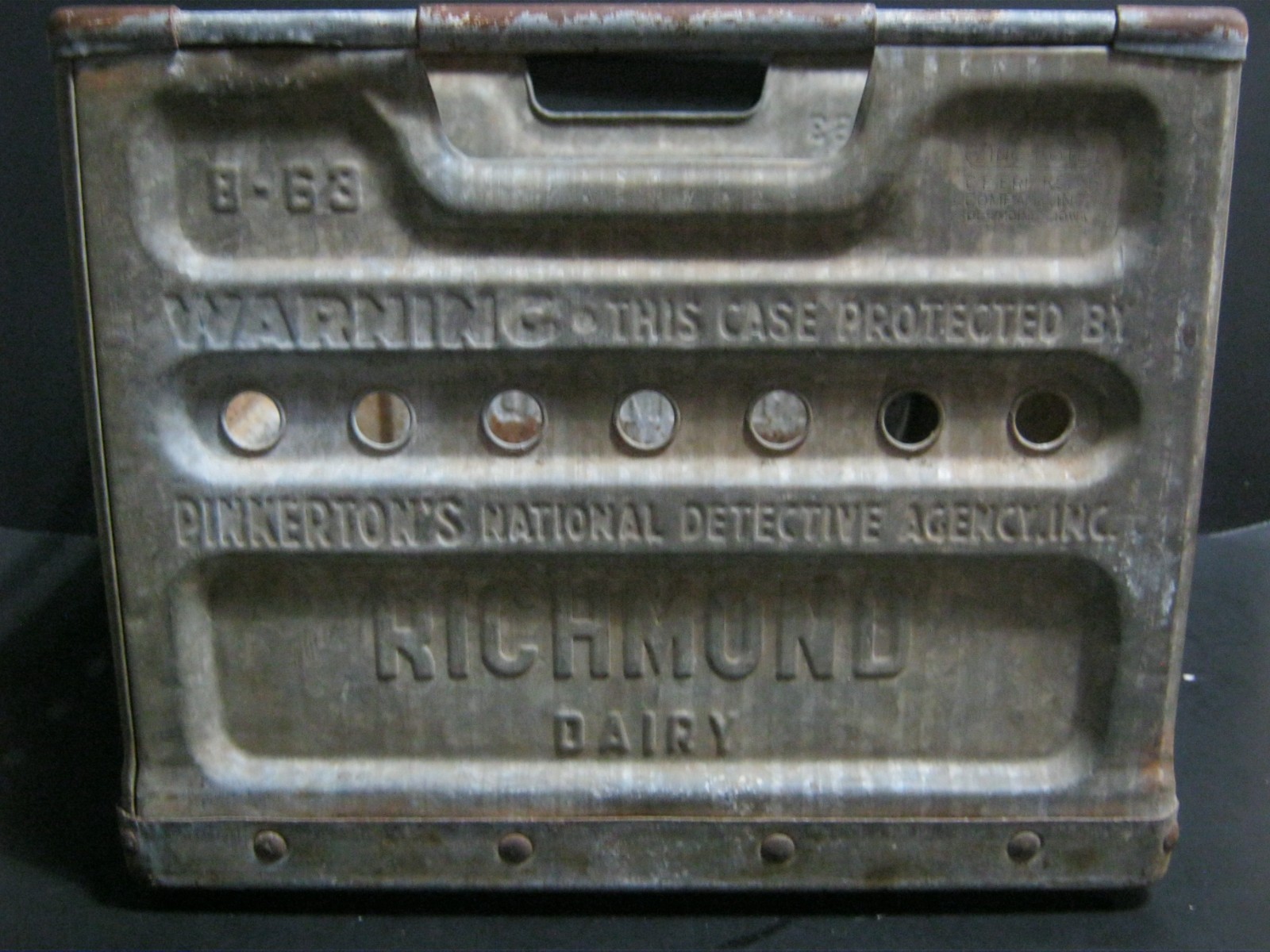 VINTAGE - METAL - MILK CRATE - RICHMOND DAIRY - PINKERTON DETECTIVE AGENCY