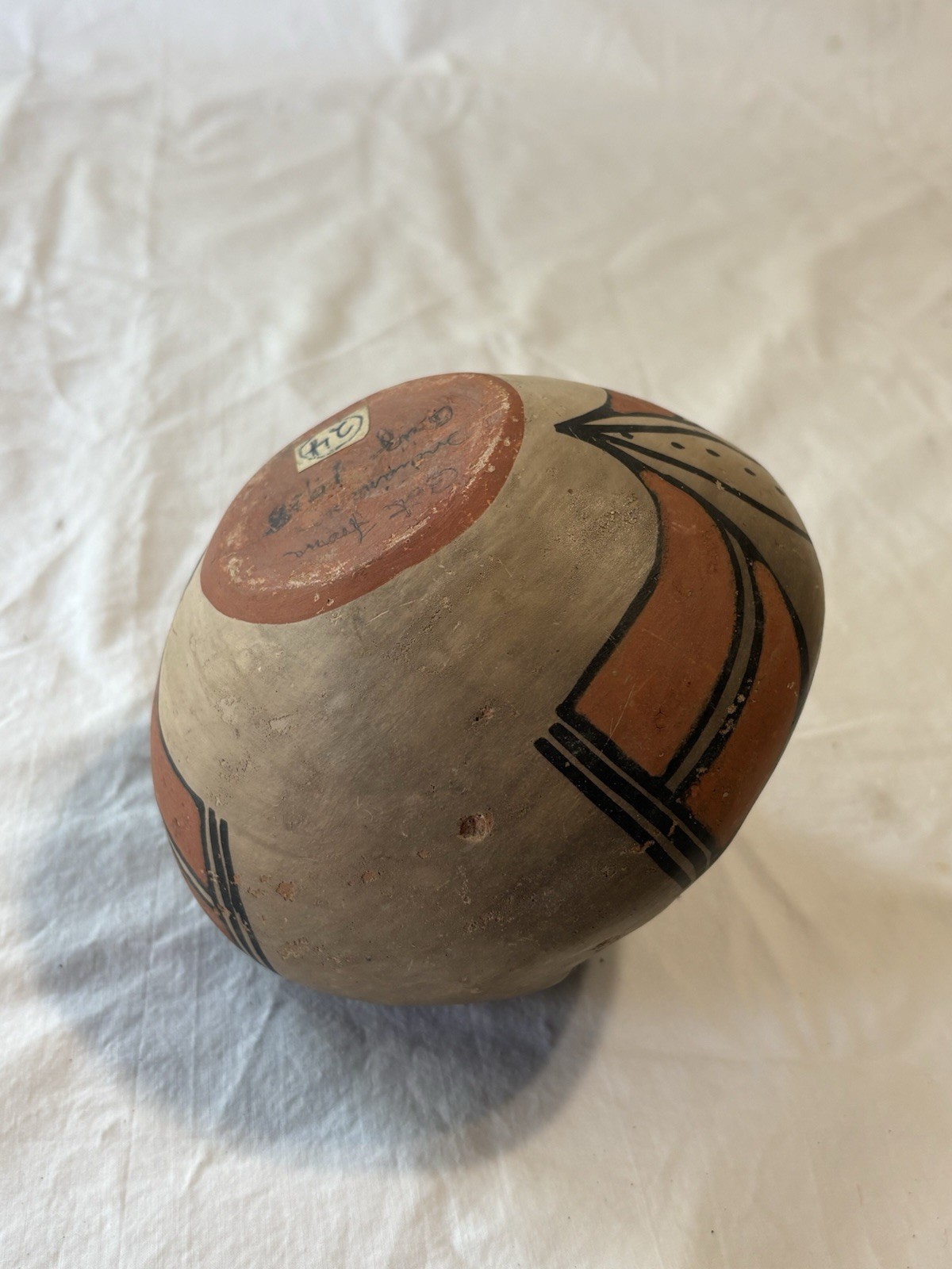 VINTAGE 1928 Santo Domingo Pueblo Pottery Handled Polychrome Basket Kewa 6"
