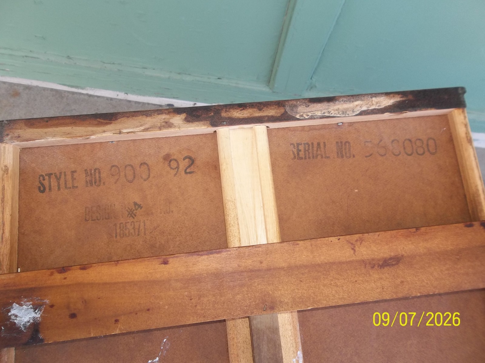 Vintage Lane Acclaim Andre Bus Mid Century MCM End Table with Drawer