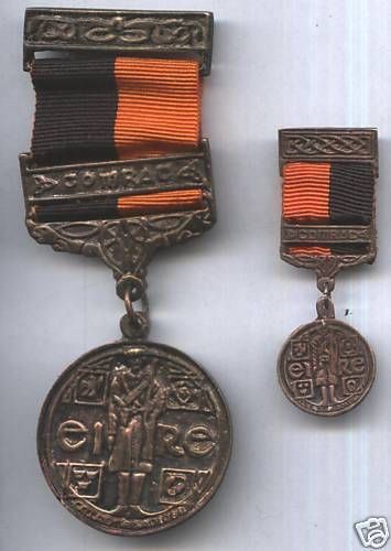 MINITURE IRISH WAR OF INDEPENDENCE BLACK & TAN MEDAL