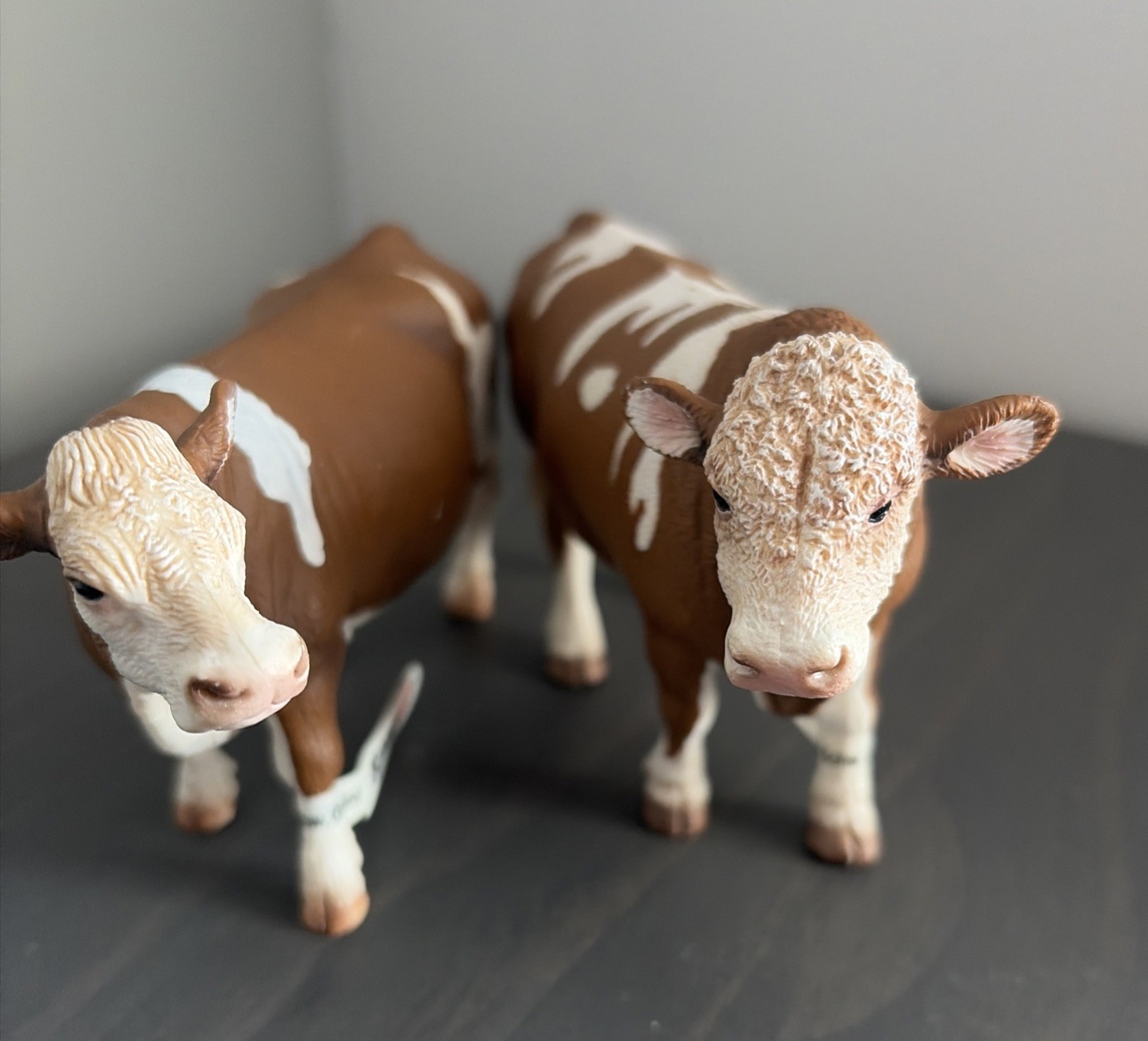 Schleich 2008 Simmental Bull Simmental Cow Steer Farm Animal Figure 5" Long New