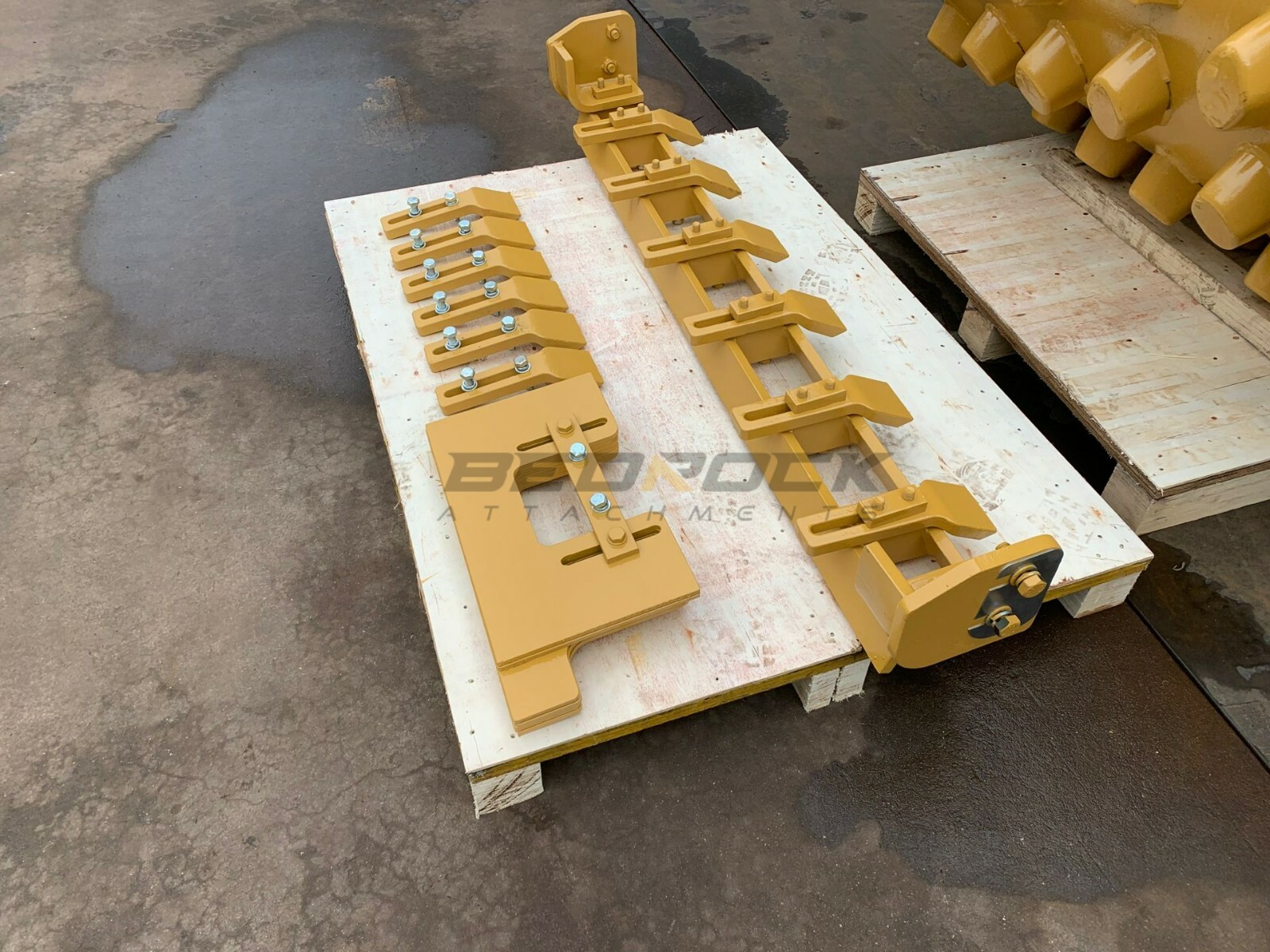 Pad Foot Shell Scraper bar fits CAT CS44B Roller