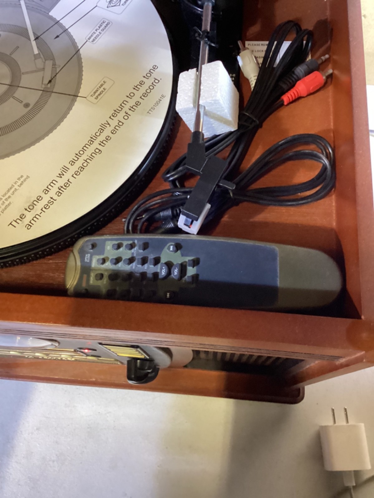 INNOVATIVE TECHNOLOGY ITVS-750B Functions Perfectly Record Player Never Used