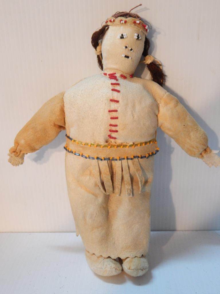 VINTAGE PLATEAU INDIAN 12" DOLL - BEADED ON BRAIN TANNED HIDE - CLEAN + NICE !