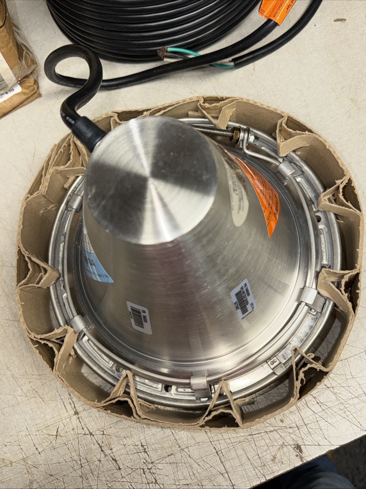 Pentair 78456300 Amerlite Pool Light 120V 500W 100’ Cord SS Face Ring – Open Box