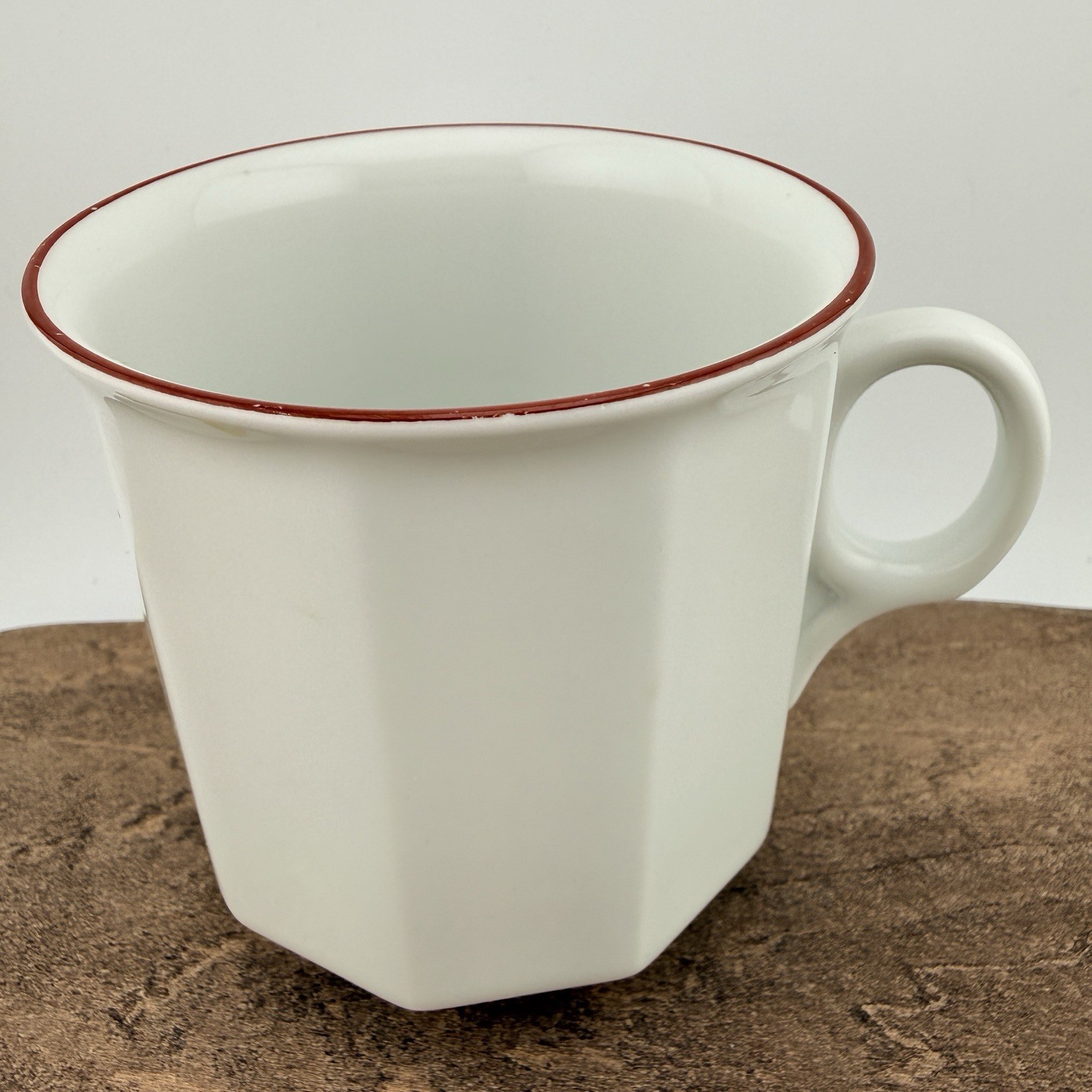 Vintage Porsgrund Norway Octavia Red Rim Coffee Tea Cup Mugs 8oz Faceted Set