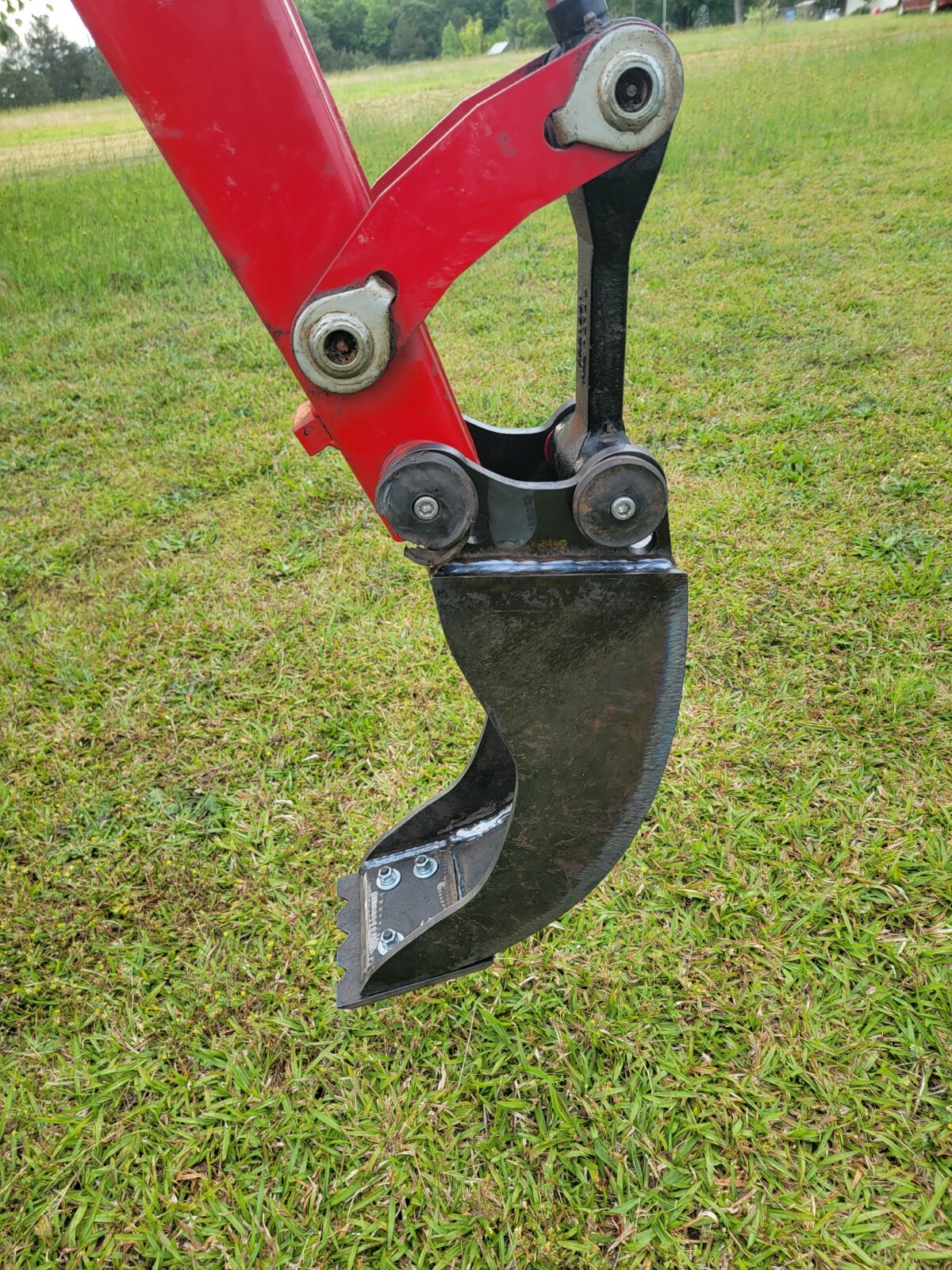 New 6" TRENCHING BUCKET Massey Ferguson GC models CB-65,75,85, and 2720 backhoes