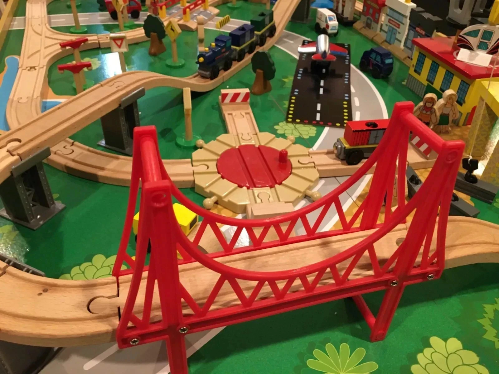 Kid's Wood Play Railway Train Table Set 120 Pc Brio Thomas & Friends Compatible
