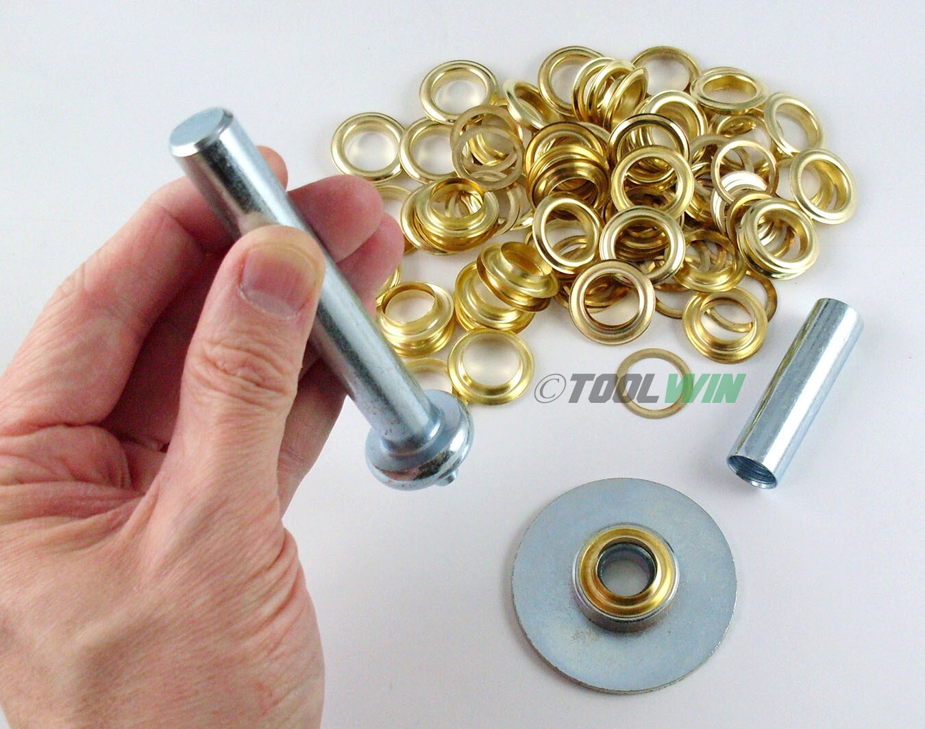 Grommet Tool Kit with 100 1/2" Brass Coated Grommets