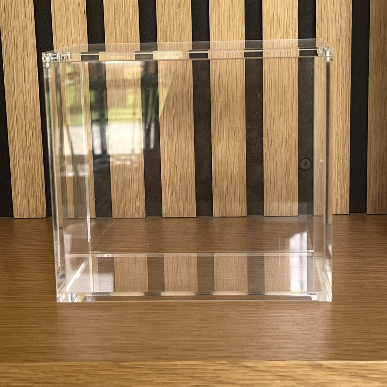 Pokemon Booster Box Acrylic Protective Display Case Magnetic 99% UV Rejection