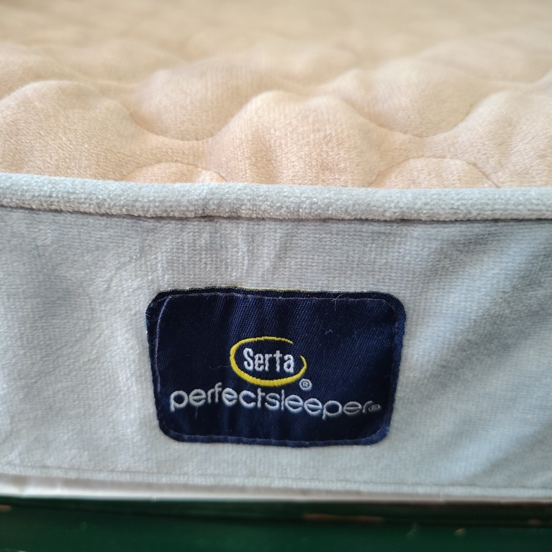 Serta Perfect Sleeper Orthopedic Medium Pet Bed Light Blue 28 x 21 x 8 Clean