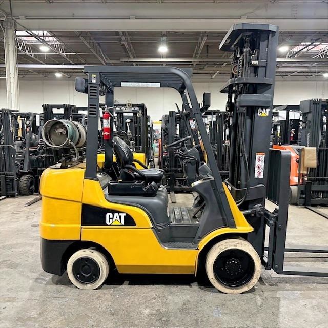 2021 Cat 2C6500 6500lbs Used Forklift Triple Mast Sideshift LP Gas 9066 Hours