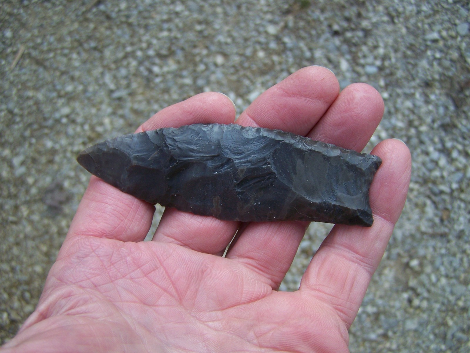 Here is a group of reproduction arrowheads! (Read listing)