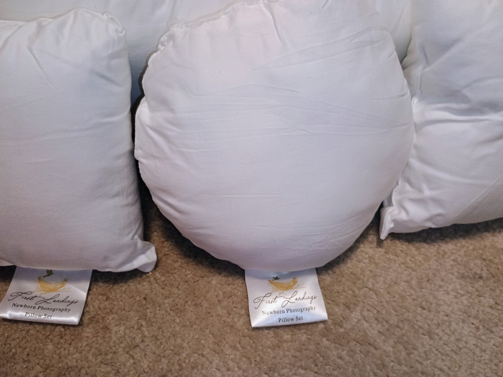 FIRST LANDINGS White NEWBORN PHOTOGRAPHY 4 Posing PILLOWS Set PROPS Infant BABY