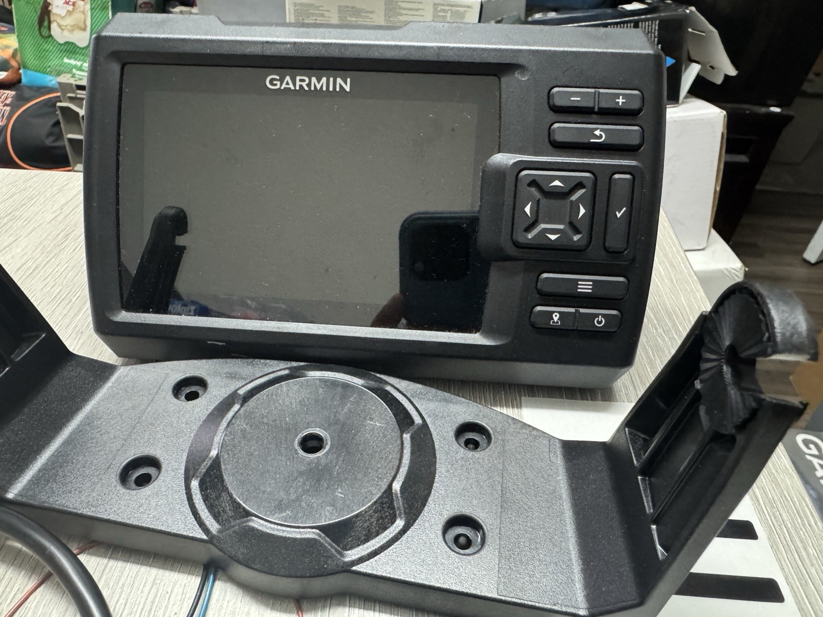 Garmin Striker 5" Fishfinder with GPS Striker Plus 5CV + Transducer -SEE DETAILS