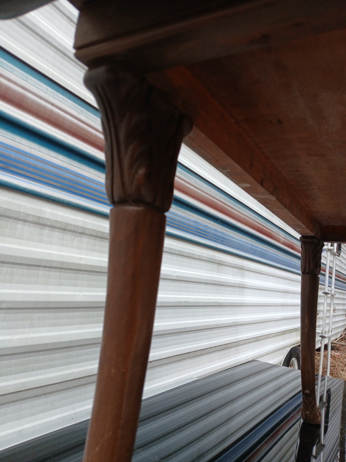 Vintage Townsend Grand Rapids French Provincial Leather Top