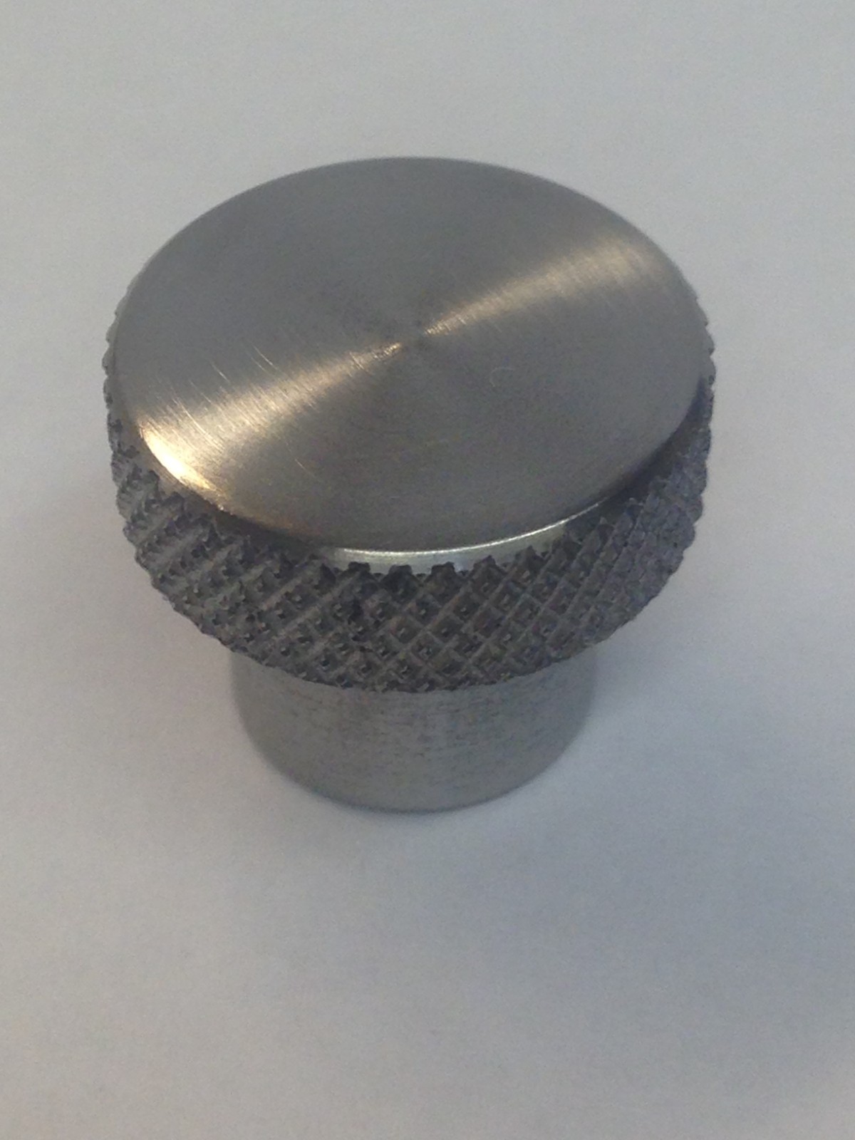 Stainless Steel Tapped Knobs 10-32" - 1/2-13"