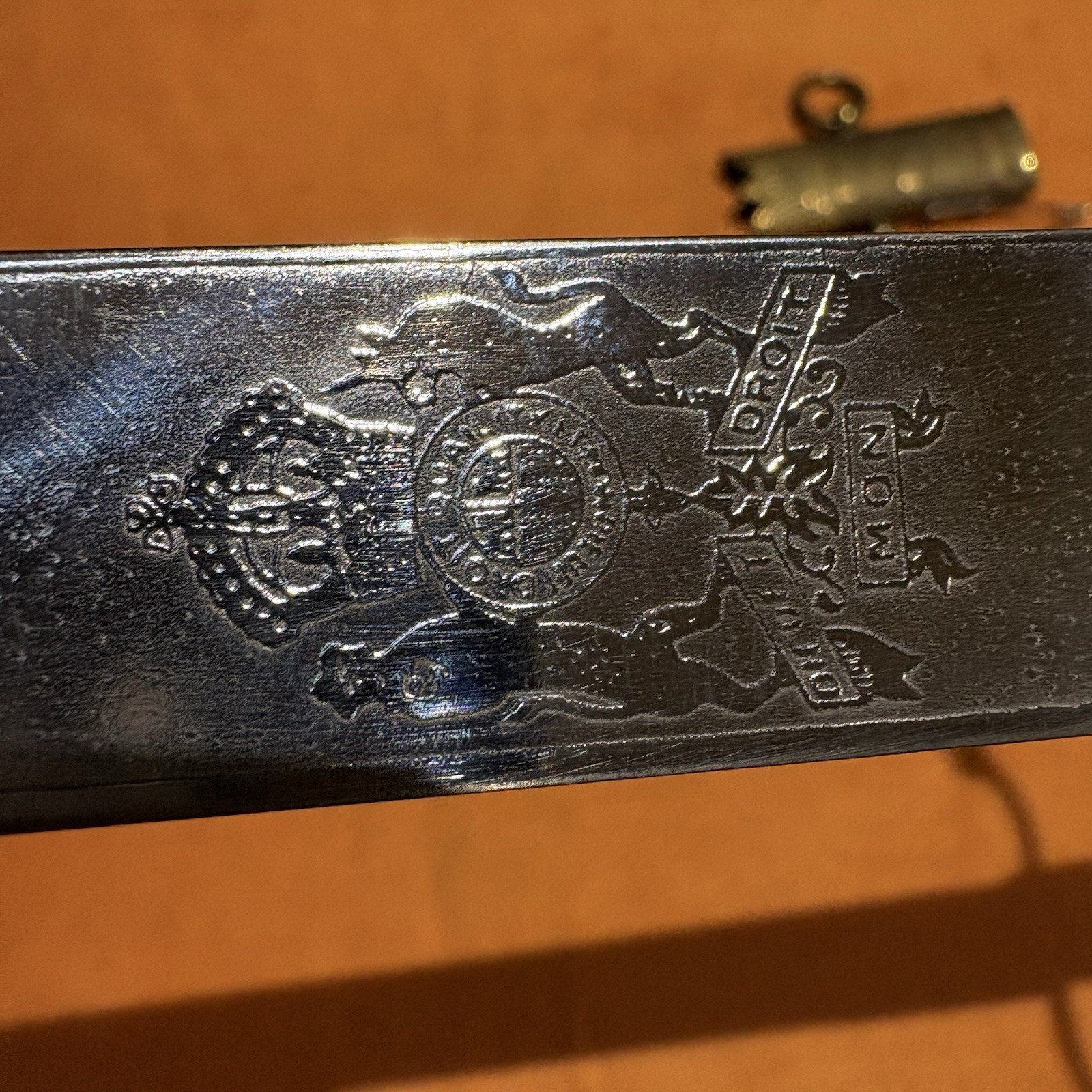 WW1 British Naval Lion Head Engraving Sword