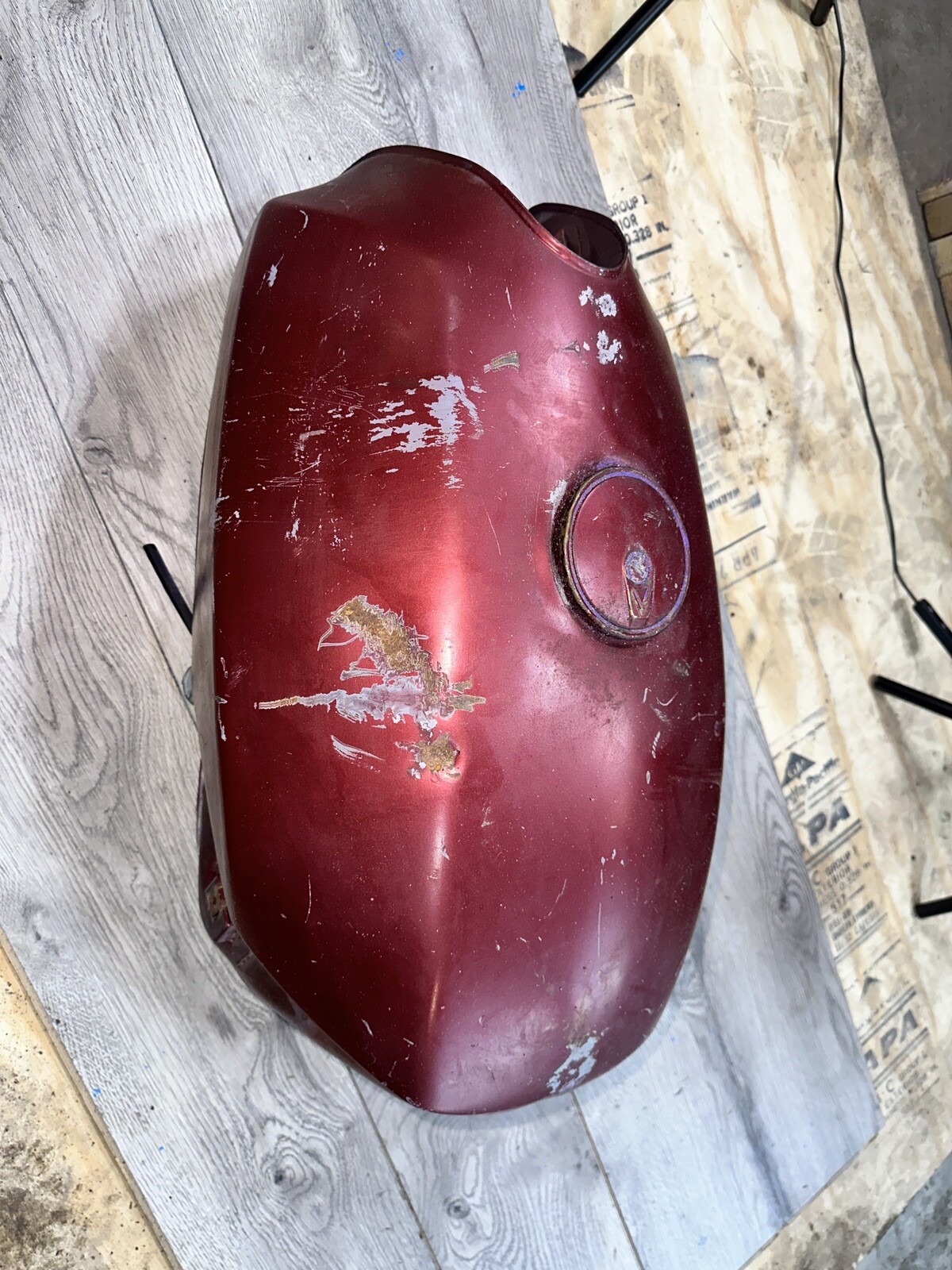 1983 Suzuki GS750E OEM GAS TANK