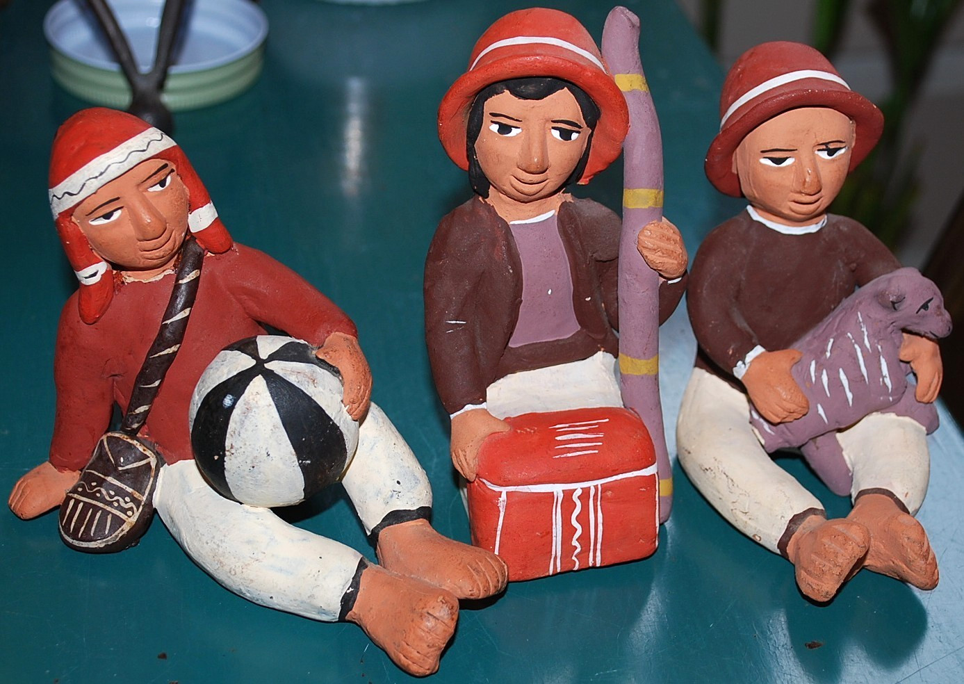 Set 3 Handmade PERU FOLK ART TerraCotta Pottery Figurines TRADITIONAL MEN Unique