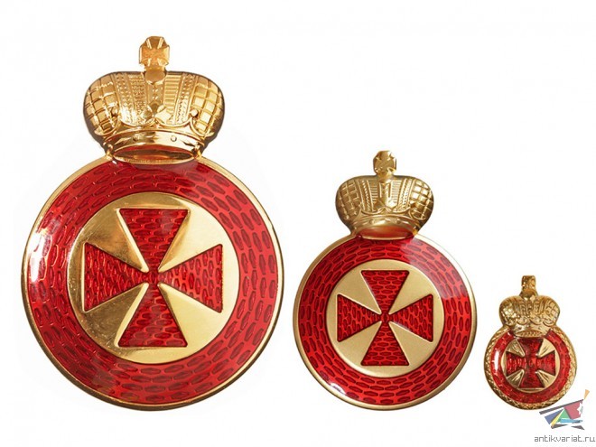 Badge of the Order of Saint Anna medallion 44 x 31mm 4th class on edged weapon