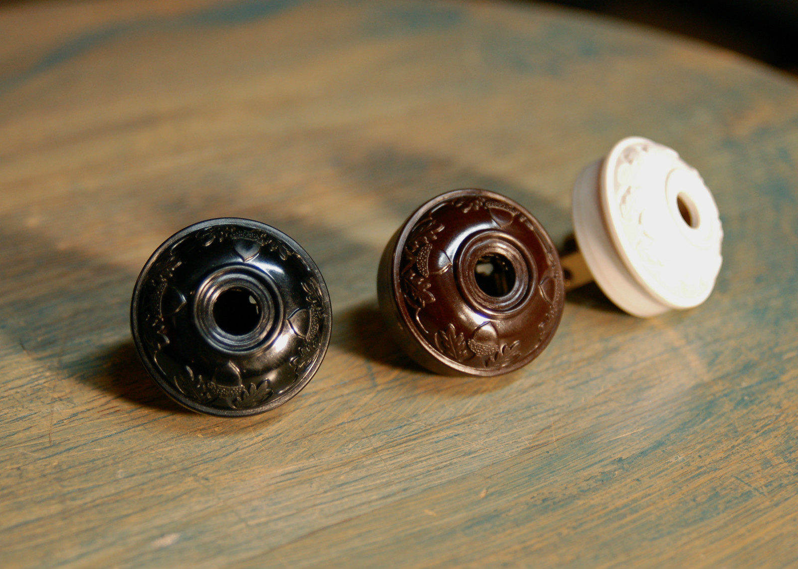 Vintage Style Acorn & Oak Electrical Plug - Bakelite Replica antique cord rewire