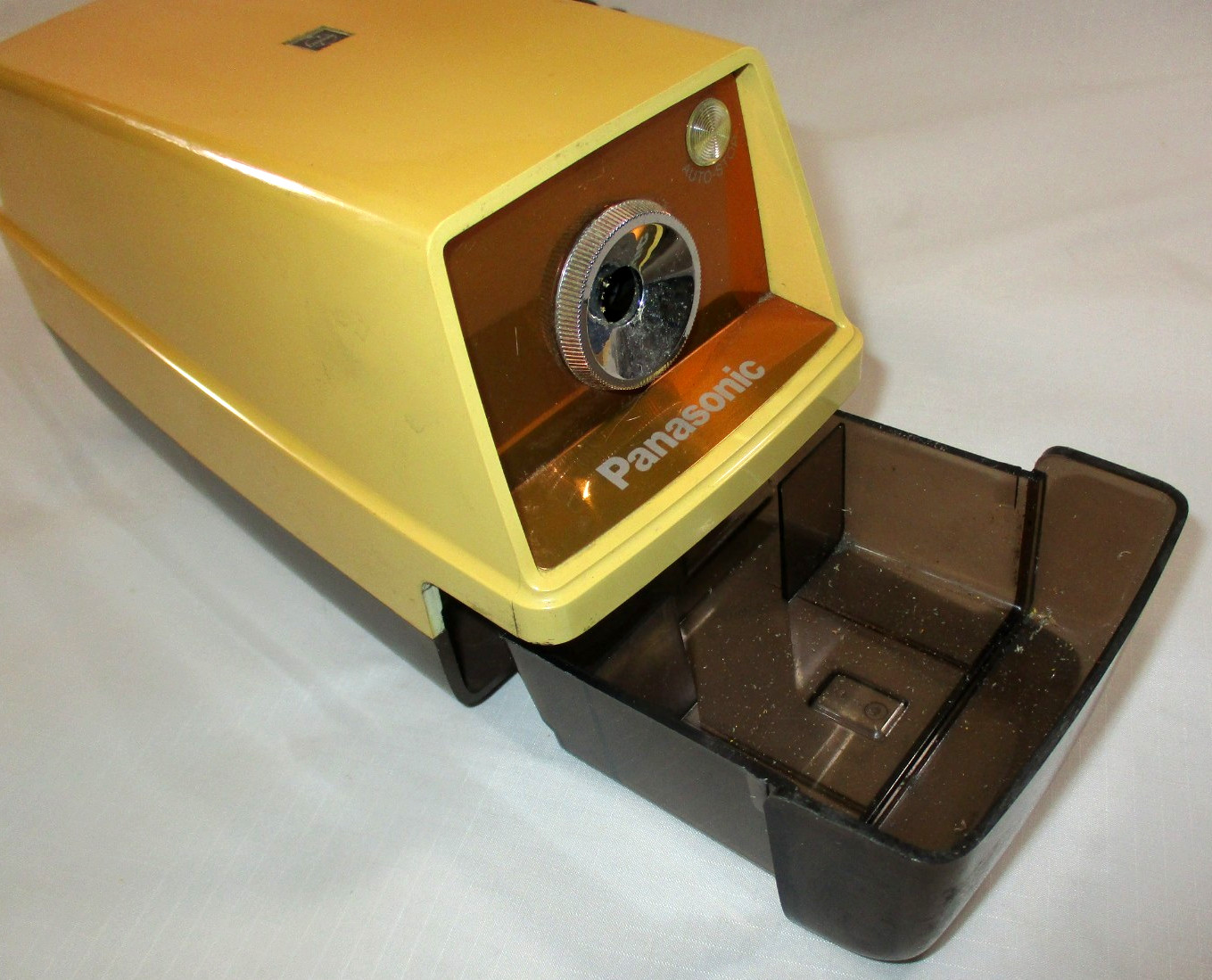 Vtg PANASONIC Electric Pencil Sharpener~Model KP 33S~Auto Stop~Japan~Works Great