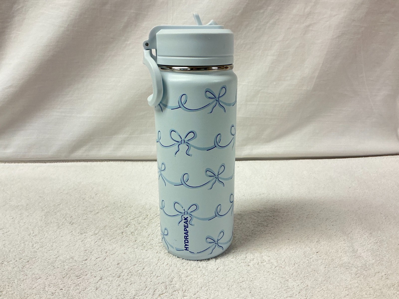 HydraPeak Blue Ribbon&Bows 20oz Water Bottle with Lid and Straw