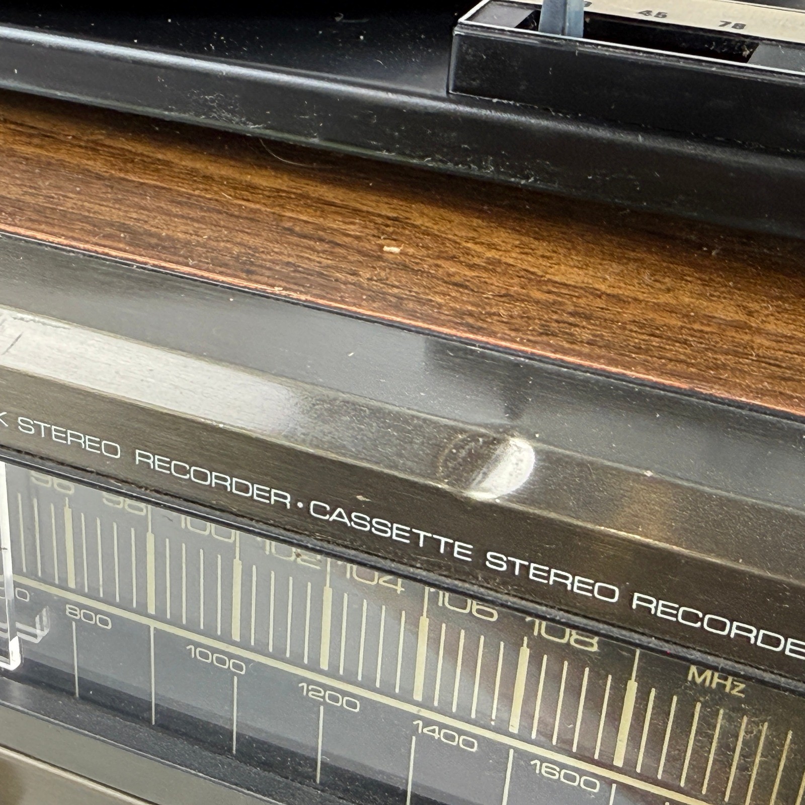 Emerson M 3000 Vintage Stereo System Turntable 8-Track Cassette AM/FM Receiver