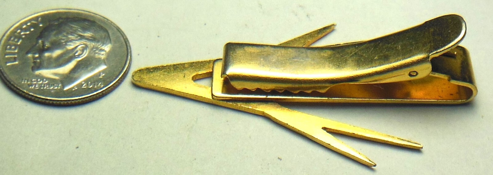 CHRYSLER, DODGE Co. Forward look advertising emblem employee tie clasp pin *