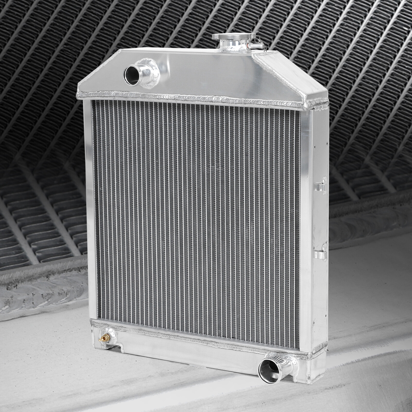 C7NN8005H 3 Row Aluminum Radiator For Ford New Holland 2000 2600 3000 3600 4000