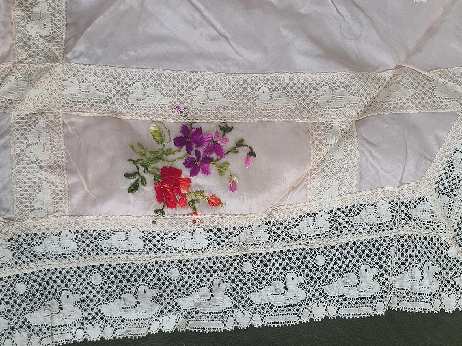 WWI Souvenir of France Silk Apron Allies Liberation Sweetheart Lace Duck Vintage