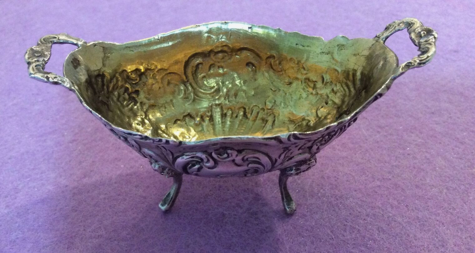 Repousse Open Salt Goldwash Dish 800 Silver (Sterling=925) Simon Rosenau 23.5g