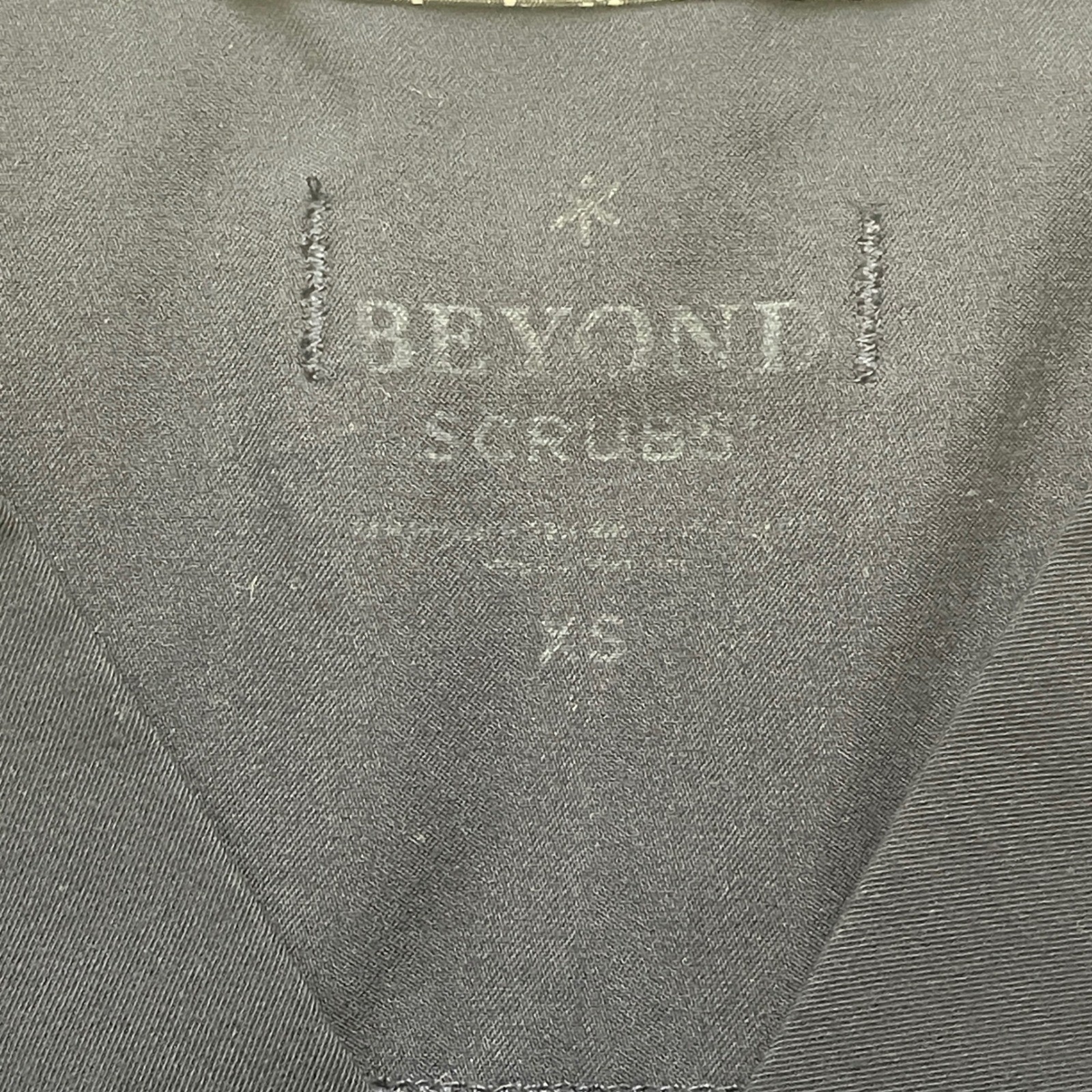 Beyond Scrubs Scrub Set Womens XS Navy Blue Jogger Pants V-Neck Top Uniform