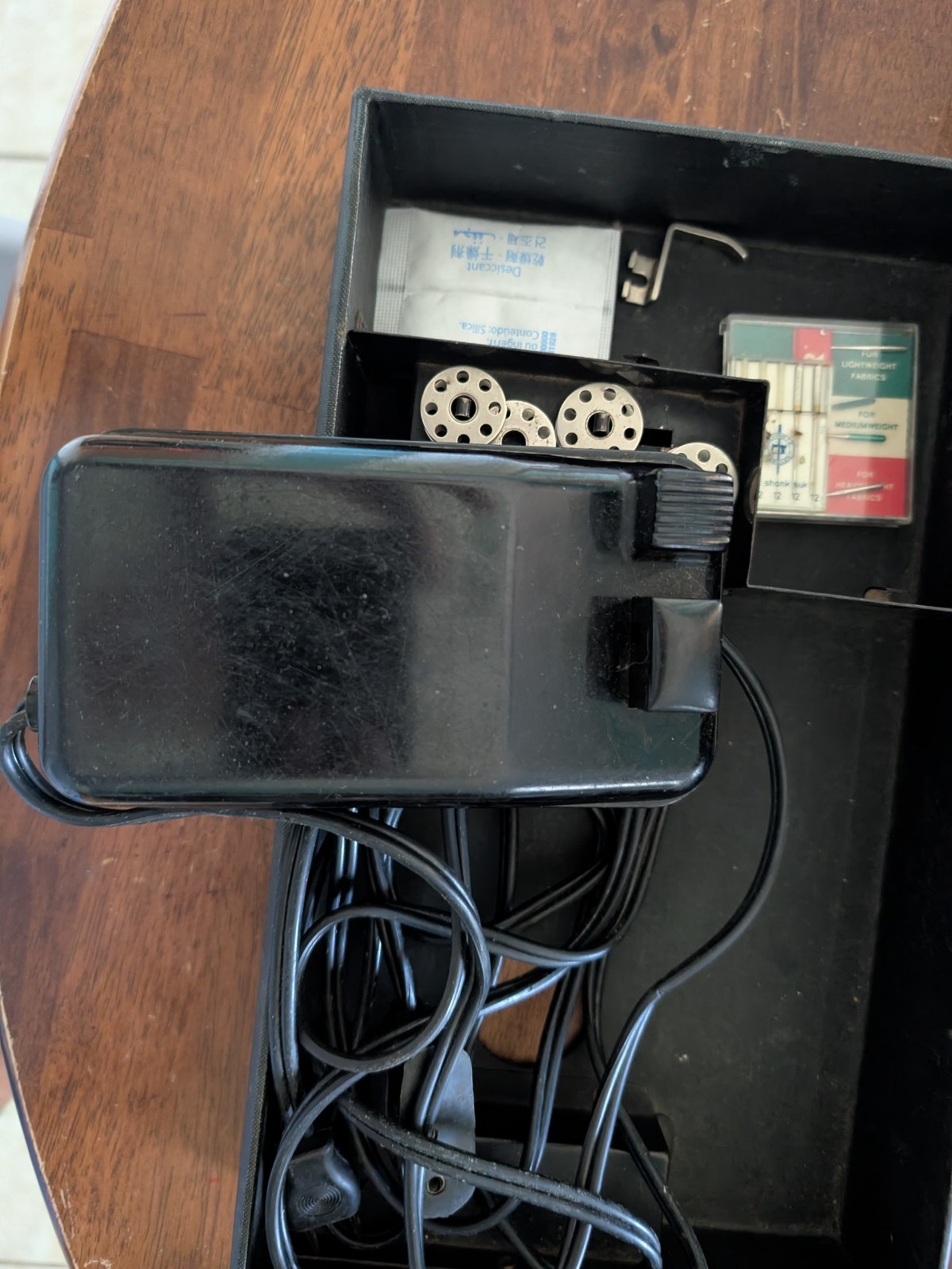 Vintage 1936 Singer Featherweight Sewing Machine 221 W/Case & Peddle Scroll face