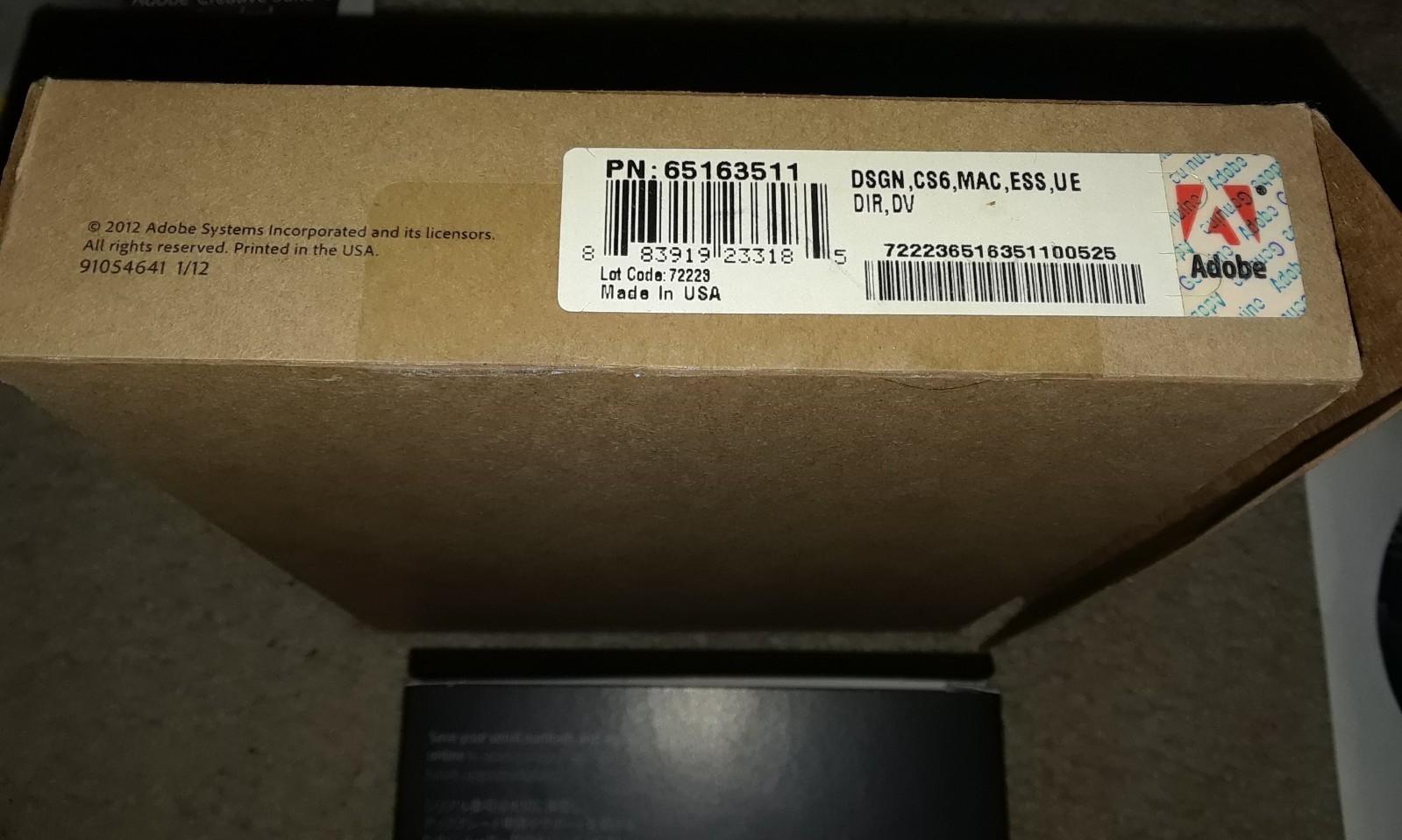 ADOBE CREATIVE SUITE 6 Design Student & Teacher Edition w/ S# MAC (PS, AI + InD)