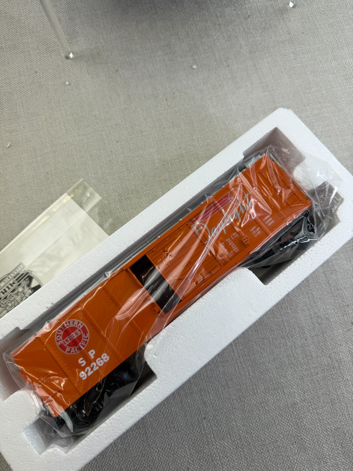 MTH Rail King 30-7441 O Southern Pacific "Daylight" Boxcar