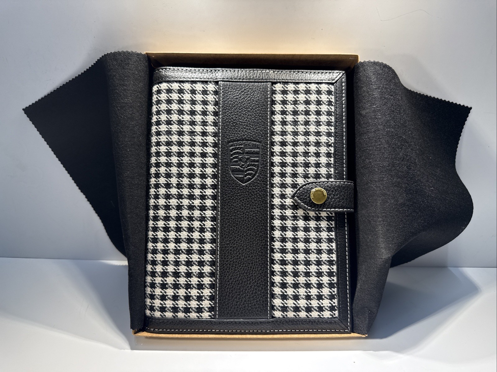 Genuine Porsche Document Wallet Pepita PCG48090100 NEW