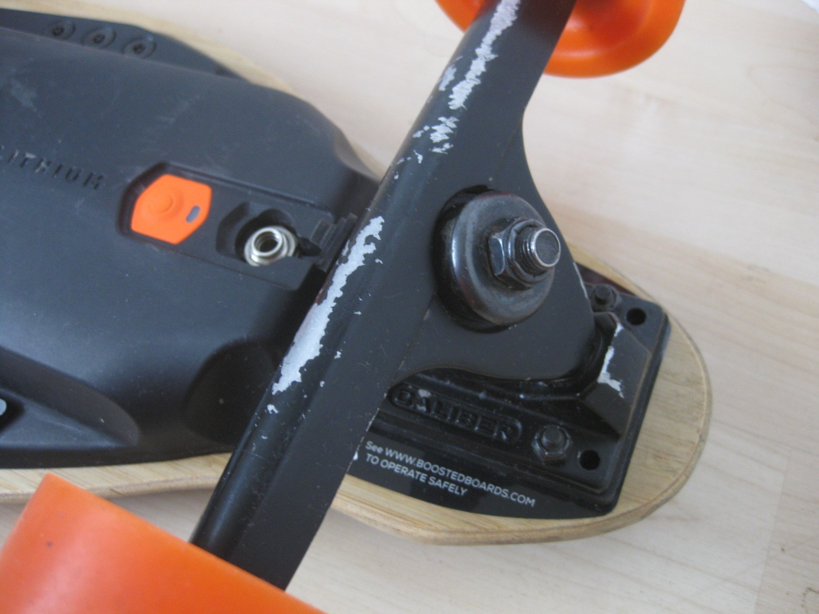 Boosted Board V1 Electric Skateboard with Remote & Charger –FOR PART ONLY