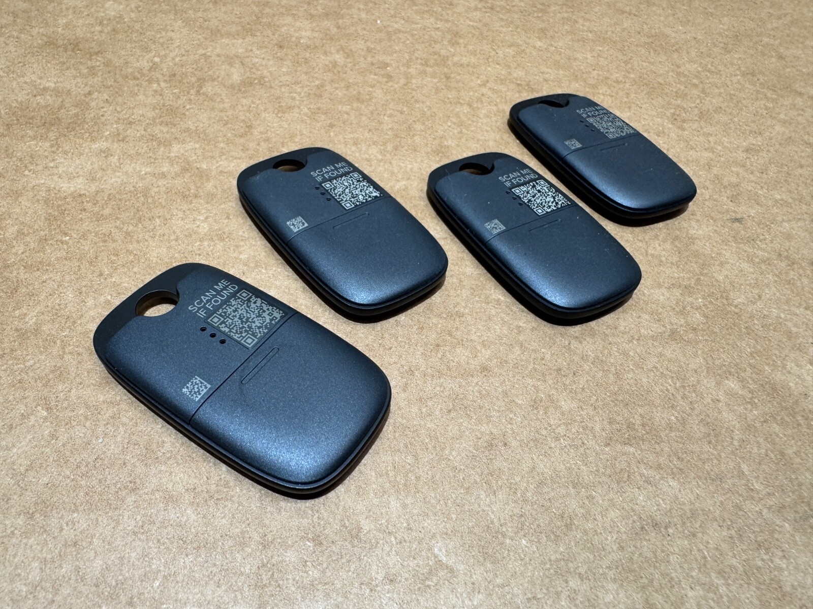 [4-PACK] TILE PRO (BLACK) 2022 BLUETOOTH TRACKER FINDER - [RE-43001 / RE-43004]