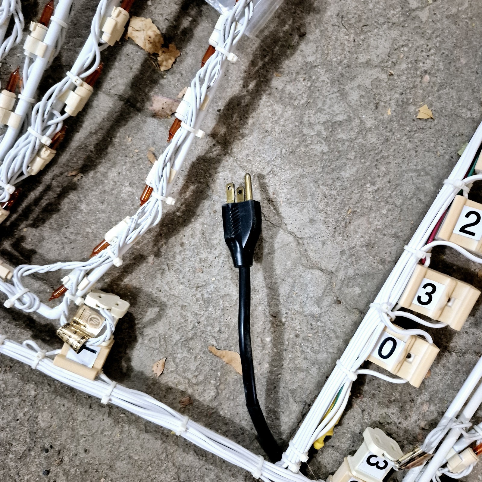 Holiday Lighting Specialists Christmas Animated Running Horse Outdoor 5 Ft Tall