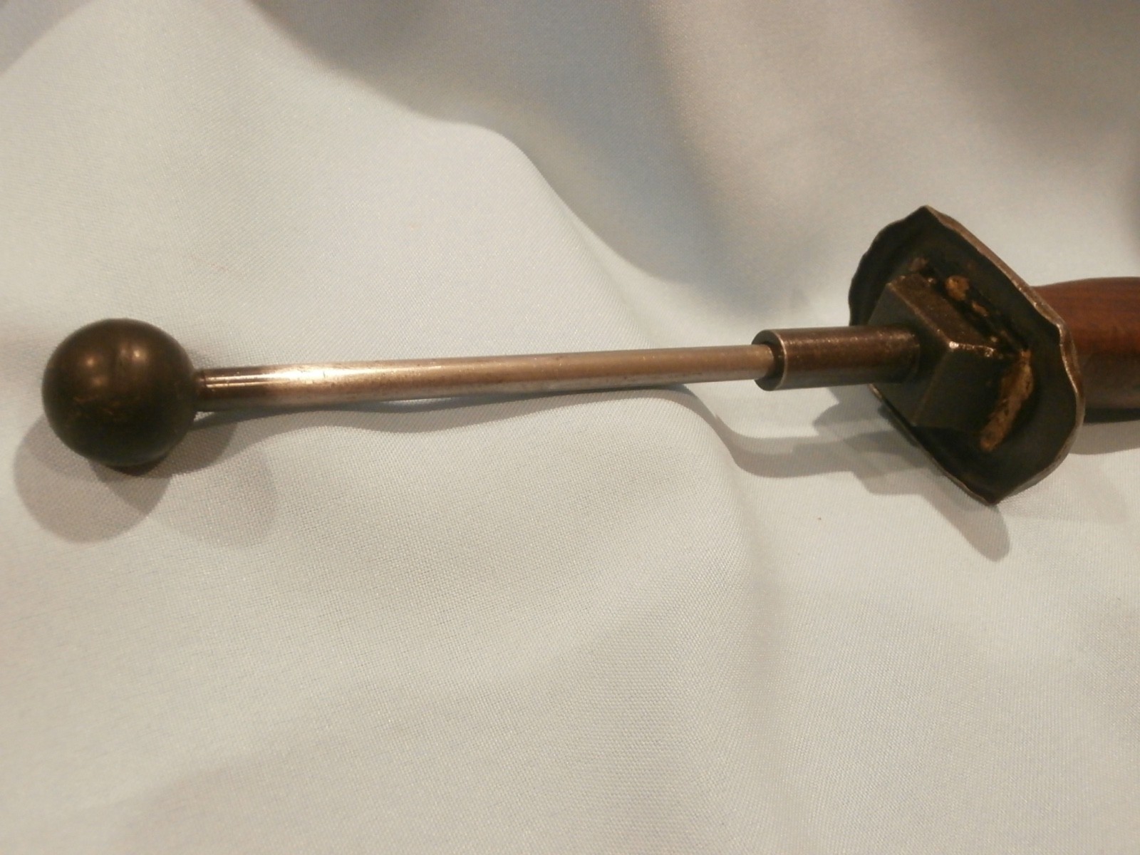 WWI BELGIAN FIGHTING KNIFE PLUS WWI BELGIAN TRAINER SET OF TWO RARE!