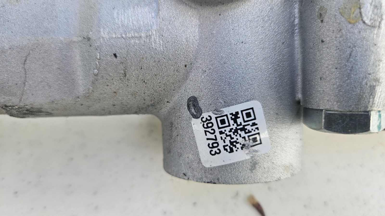 0-mile Polaris General XP 1000 OEM Steering Rack – Complete w/ Tie Rods