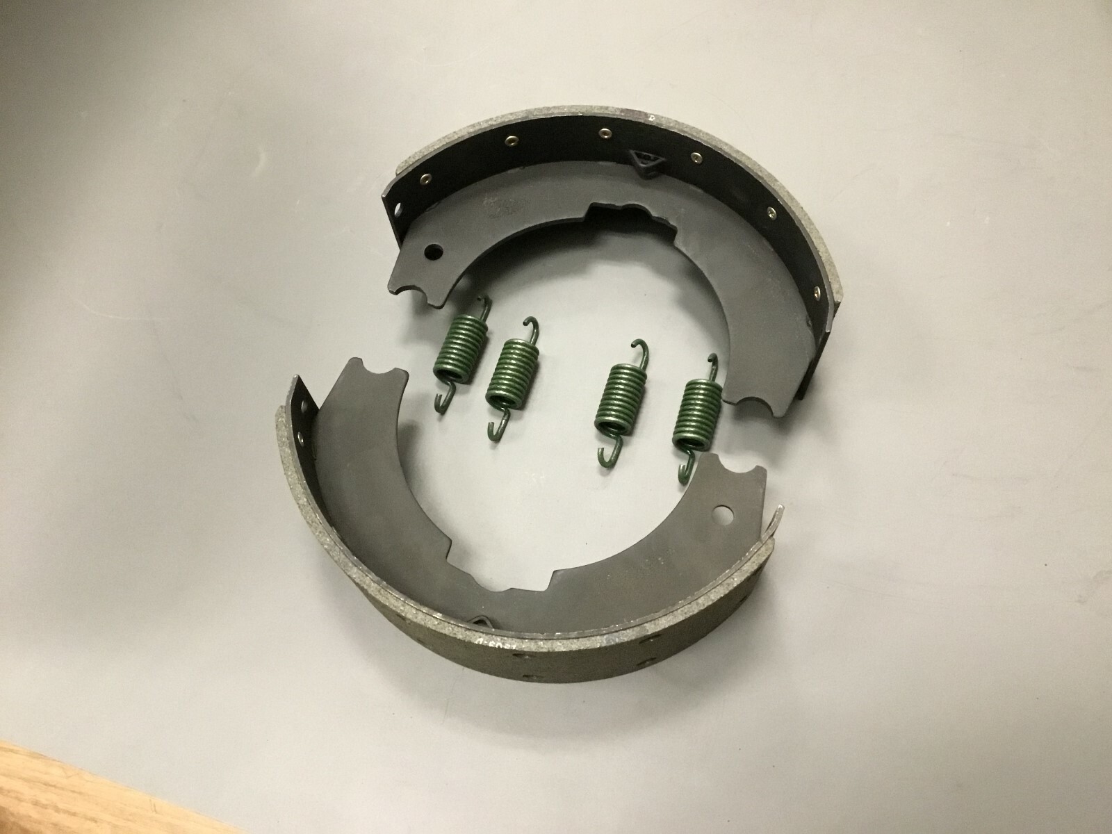 3722G501, 3722-C-497 Parking Brake Shoe Set & Spring kit 10"x 3" Ships Same Day