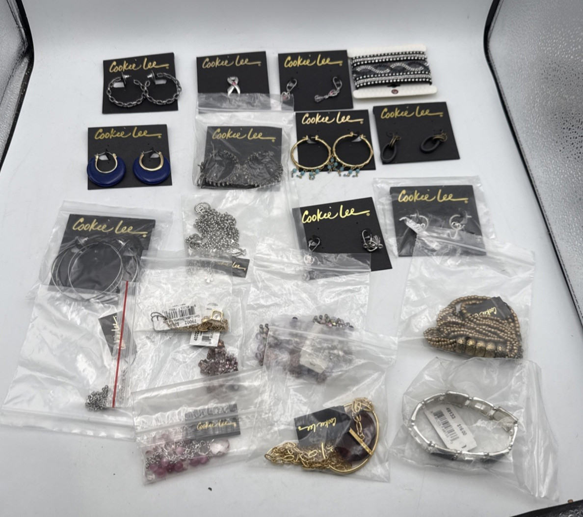 Cookie Lee Lot of Jewelry (20 pieces) Earrings, Bracelets, Necklaces